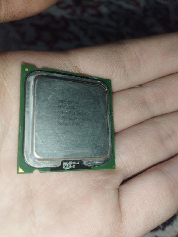 Процессор Intel Pentium 3.00 HZ