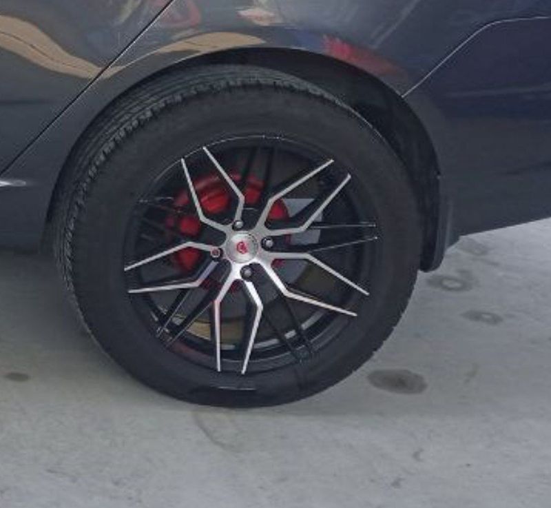 Vossen R17 diska va ballon