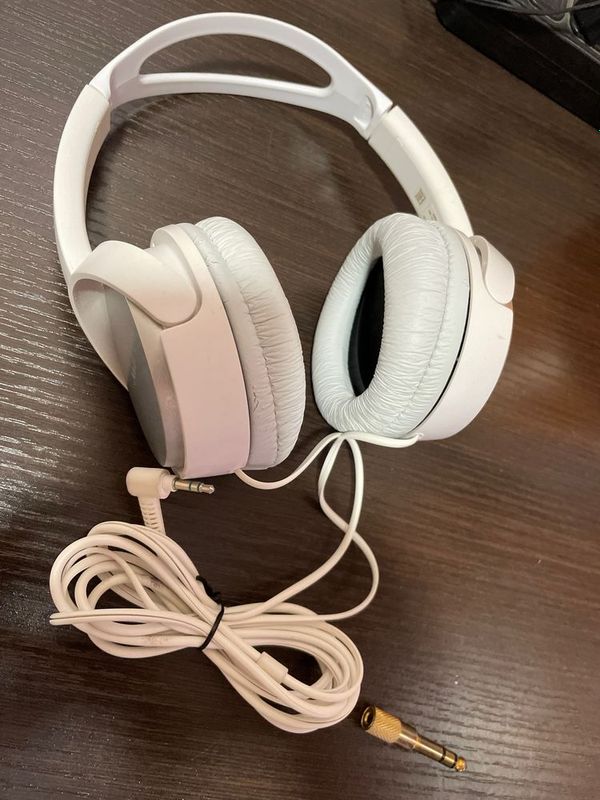 Продам наушники Sony Продам наушники Sony