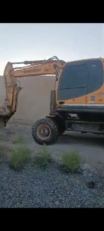 Ekskavator Hyundai robex
