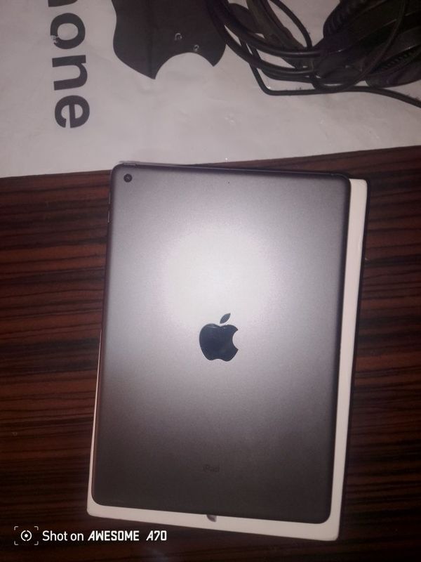 Ipad 9th Generation wi-fi region LL/A