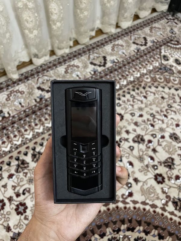 VERTU - signature Dual Sim VERTU - signature Dual Sim