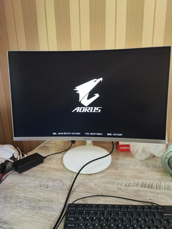 Монитор Curved Samsung 27/60hz Монитор Curved Samsung 27/60hz