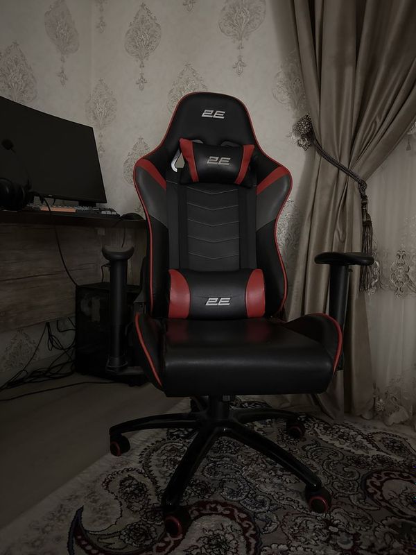 Игровое кресло 2E Игровое кресло 2E