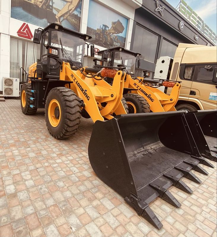 Погрузчик LG833H