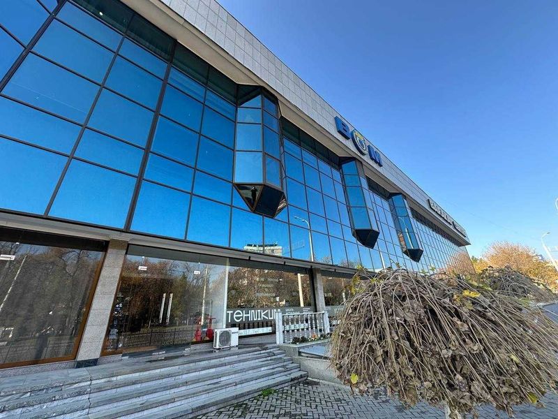 Офис 155 м² в аренду у метро — топ-локация, 220 000 сум/м²! Офис 155 м² в аренду у метро — топ-локация, 220 000 сум/м²!