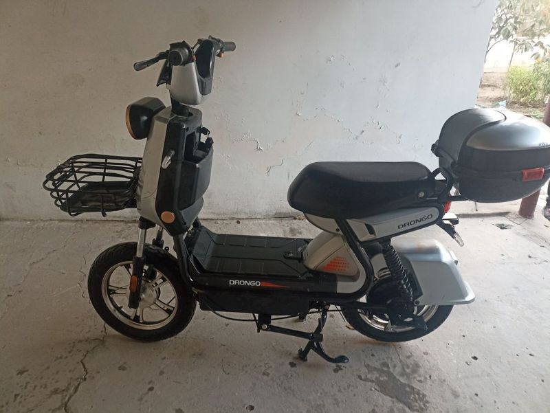 Скутор срочно продается