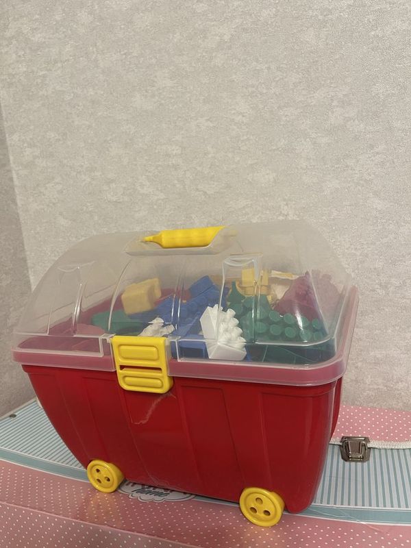 Продам Lego для детей