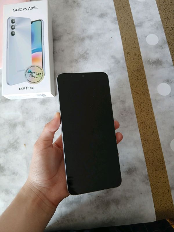 samsung a05s , karobka dokumenti bor 128 GB samsung a05s , karobka dokumenti bor 128 GB