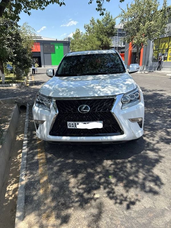 Lexus GX460 sotiladi