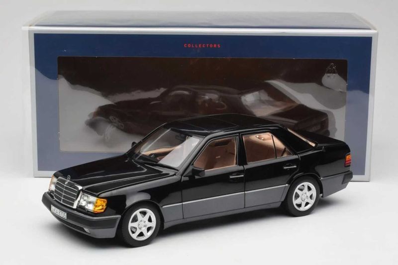 Модель автомобиля Mercedes Benz 500E в 1:18 масштабе Модель автомобиля Mercedes Benz 500E в 1:18 масштабе