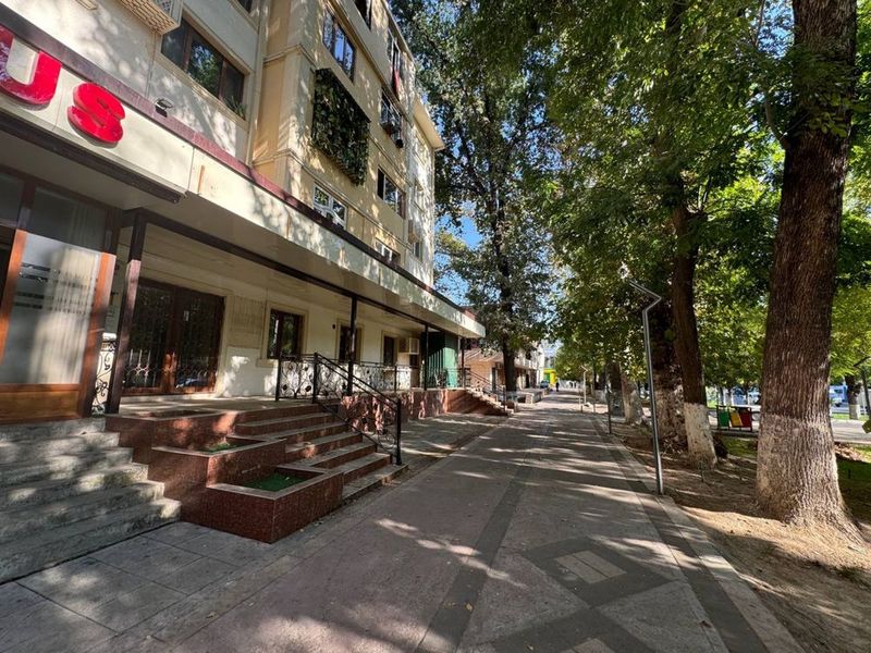 Фархадский рынок / 13 квартал / Продаётся Магазин Фархадский рынок / 13 квартал / Продаётся Магазин
