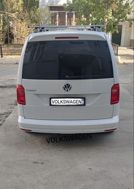 Volkswagen caddy Машина сотилади