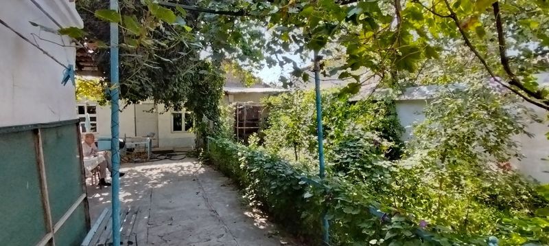 Продается участок с домом. 2.1 сотки Продается участок с домом. 2.1 сотки