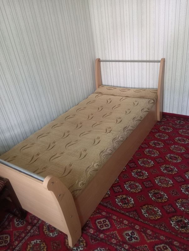 кровать кровать