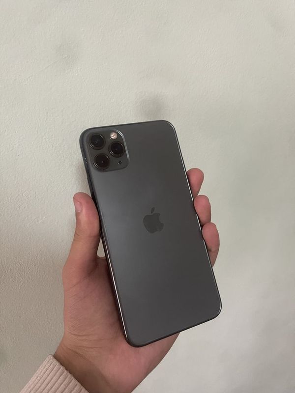 Iphone 11 pro max 64 gb xotira