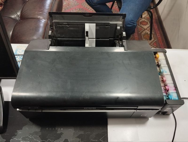 Принтер. L800 Epson. Продается. Принтер. L800 Epson. Продается.