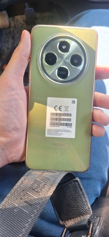 Продам телефон Xiaomi 14c Продам телефон Xiaomi 14c
