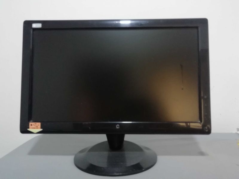 Продам LED монитор AOC 19" Продам LED монитор AOC 19"