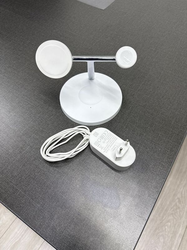 Беспроводное Зарядное устройство Belkin 3in1 Беспроводное Зарядное устройство Belkin 3in1