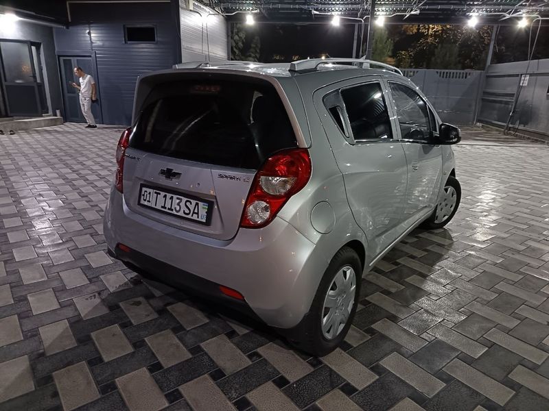 Продается Chevrolet Spark 2014 года Продается Chevrolet Spark 2014 года