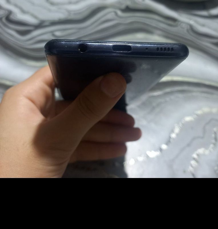 Samsung A41 Xotira 64 Gb