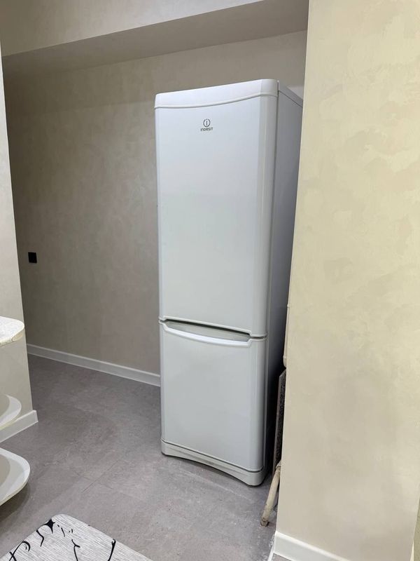 Холодильник Indesit Холодильник Indesit