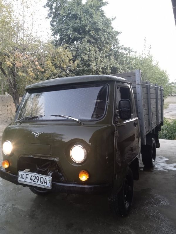 "UAZ" Yuk Mashinasi SOTILADI srochna