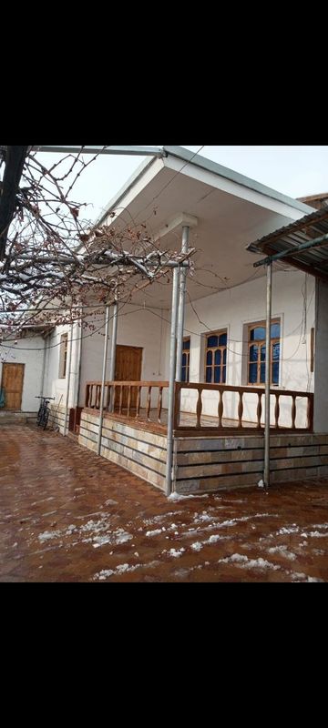 Продаётся большой новый угловой 5 комн. дом в центре Канимеха. Продаётся большой новый угловой 5 комн. дом в центре Канимеха.