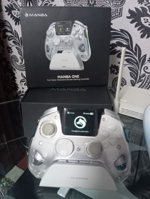 Gamepad MANBA ONE sotiladi Gamepad MANBA ONE sotiladi