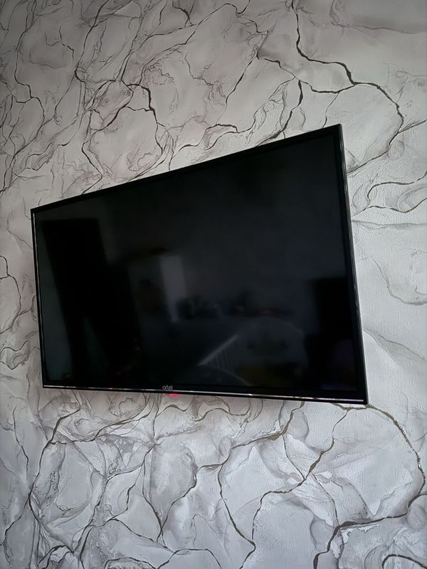 Artel 32 smart TV