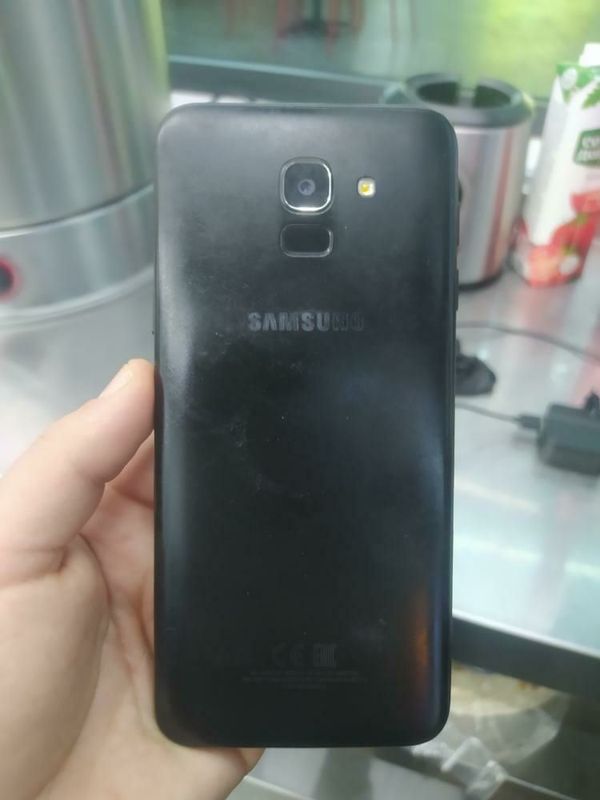 Samsung j6 sotiladi