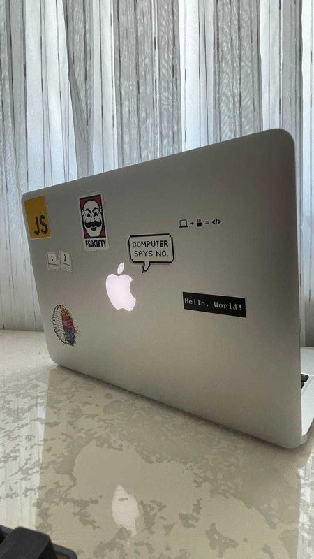 MacBook Pro 2015 • i5 • 16GB RAM • 216GB SSD • Отличное сост. MacBook Pro 2015 • i5 • 16GB RAM • 216GB SSD • Отличное сост.