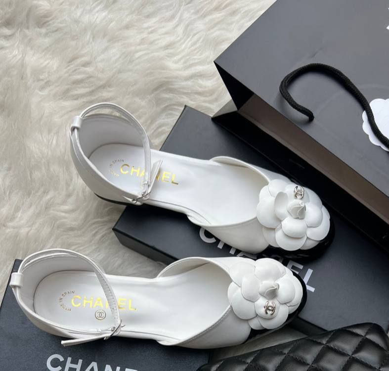 CHANEL LUX trend model paftor keldi