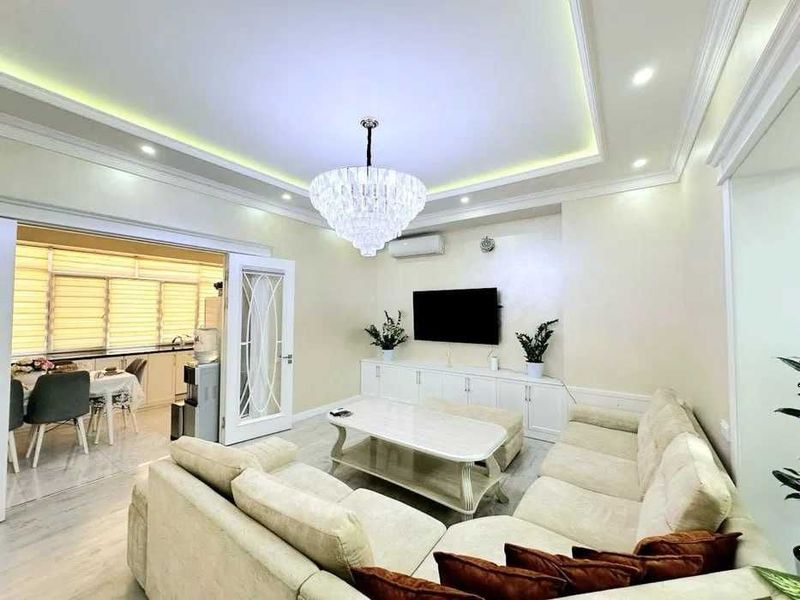 Продажа 4х ком.квартиры 130 м2 Мирабадский р-н,ор-р метро Ойбек Продажа 4х ком.квартиры 130 м2 Мирабадский р-н,ор-р метро Ойбек