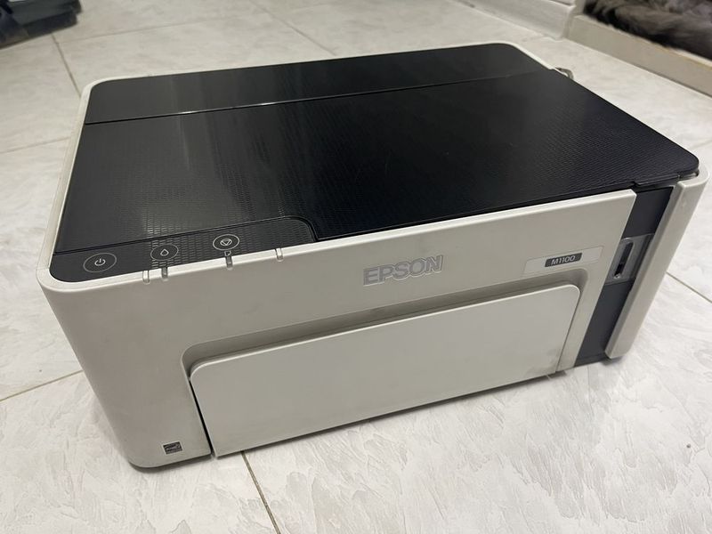 Продам чернобелый принтер Epson M1100 Продам чернобелый принтер Epson M1100