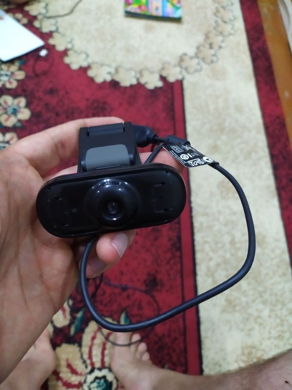 Kompyuter uchun pravadnoy kamera (skype) Kompyuter uchun pravadnoy kamera (skype)