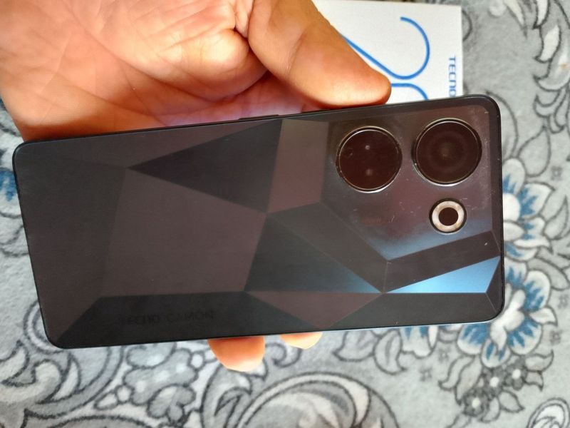 Techno Cammon 20 Pro Techno Cammon 20 Pro