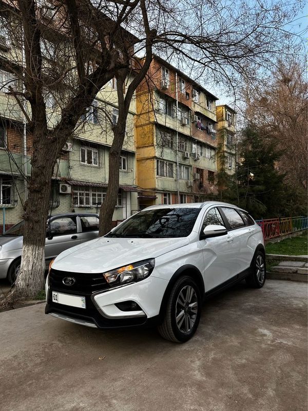 Продаётся lada vesta cross 1.6 nissan