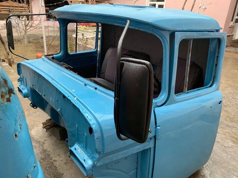 Zil 130 kabina tayyor Zil 130 kabina tayyor
