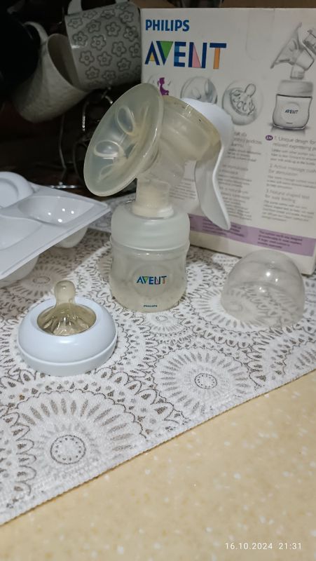 Молокоотсос Philips Avent Natural оригинал,б/у