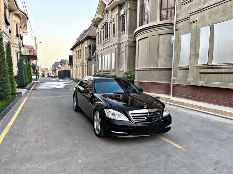 Mercedes Benz S400H 2011 Состаяние Какновый Пробег 212000Км Mercedes Benz S400H 2011 Состаяние Какновый Пробег 212000Км