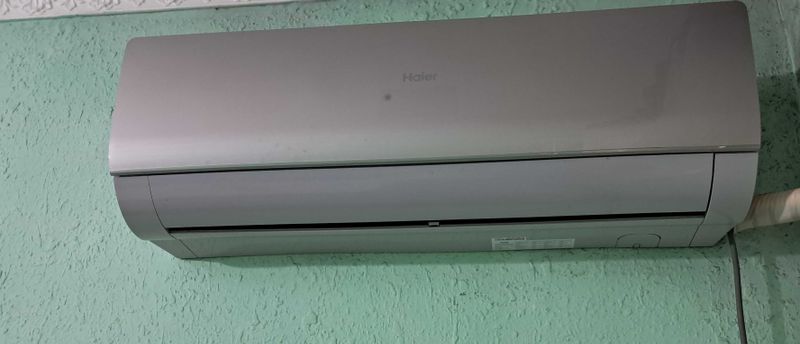 Haier Кондиционер Идеальное состояние 12 талик Haier Кондиционер Идеальное состояние 12 талик