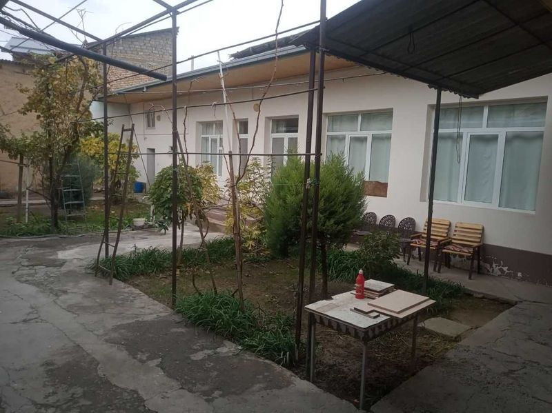 Сагбонда Ховли сотилади Сагбонда Ховли сотилади