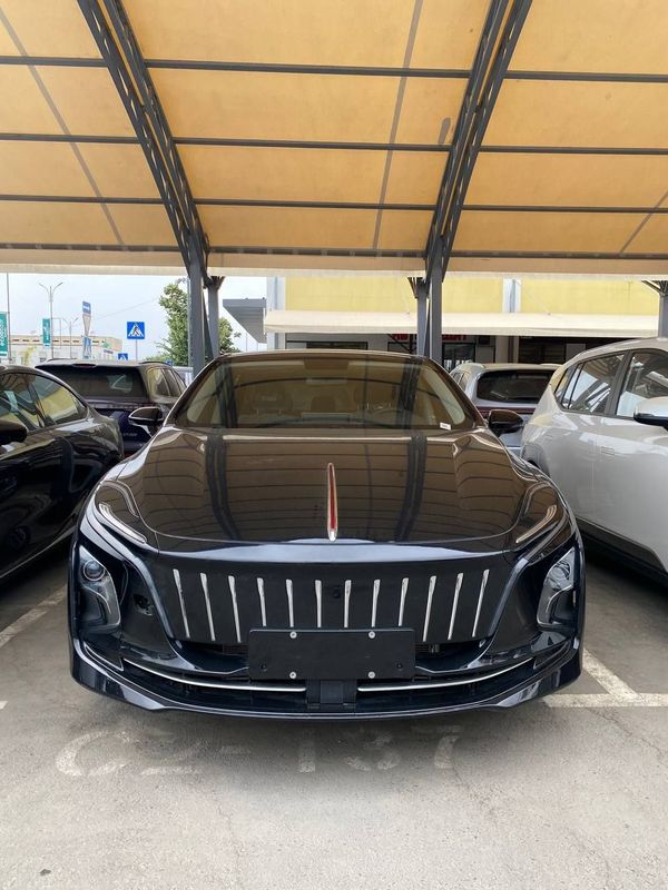 Hongqi 500км 2024 йил Hongqi 500км 2024 йил