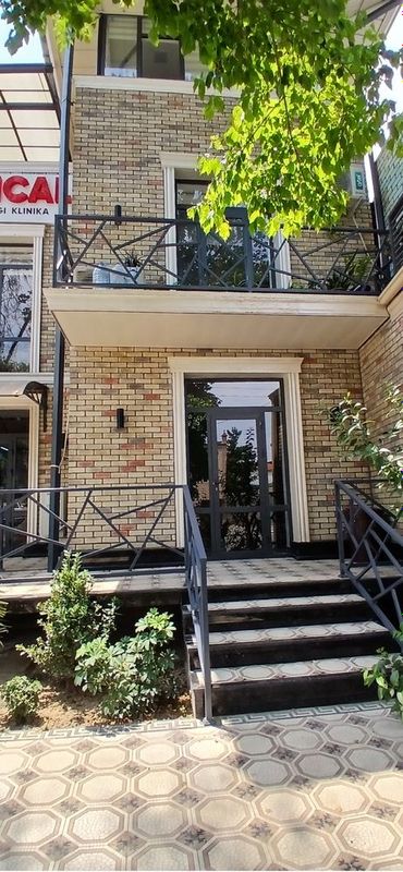 Сдаётся в аренду готовое помещение под аптеку , косметоголию или др.. Сдаётся в аренду готовое помещение под аптеку , косметоголию или др..