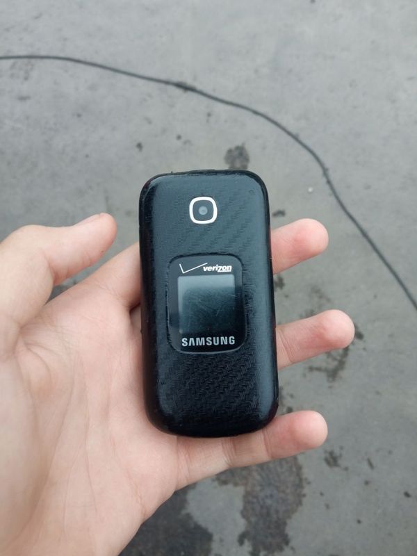 Samsung Verizon gusto 3 Samsung Verizon gusto 3