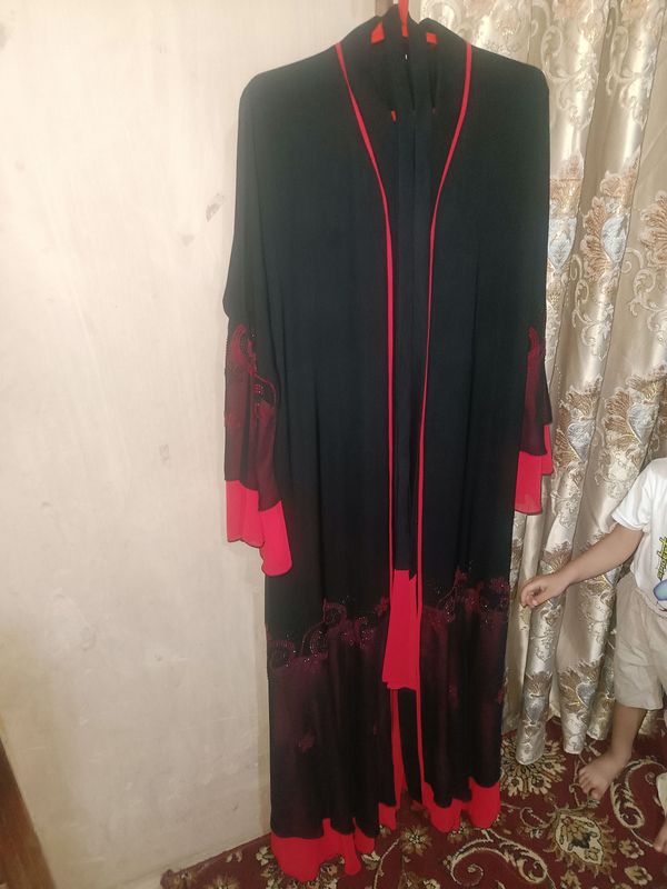 Abayamiz razmeri standart sharti bn narxi 400ming Abayamiz razmeri standart sharti bn narxi 400ming