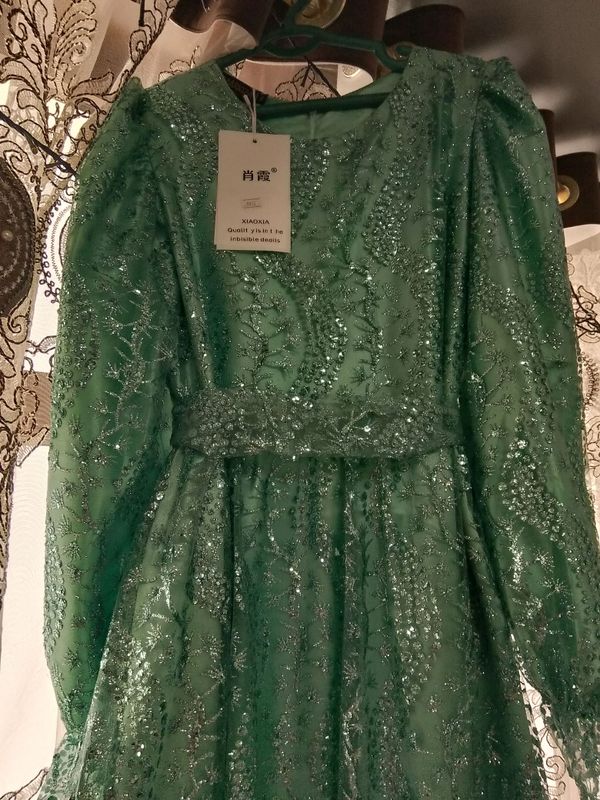 kechki vechirniy uzun koʻylak narxi 200 ming soʻm