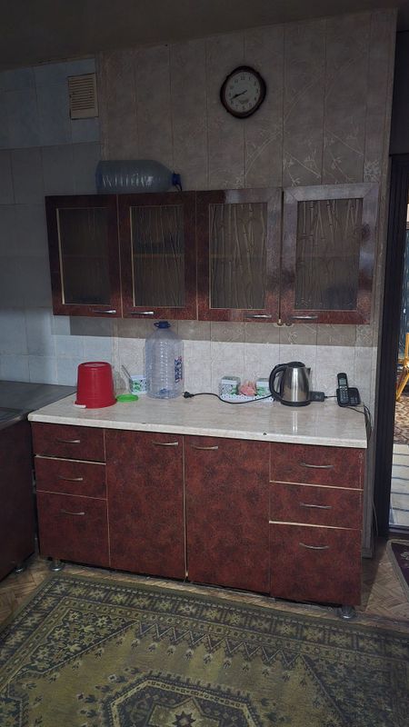Продам кухню комплект